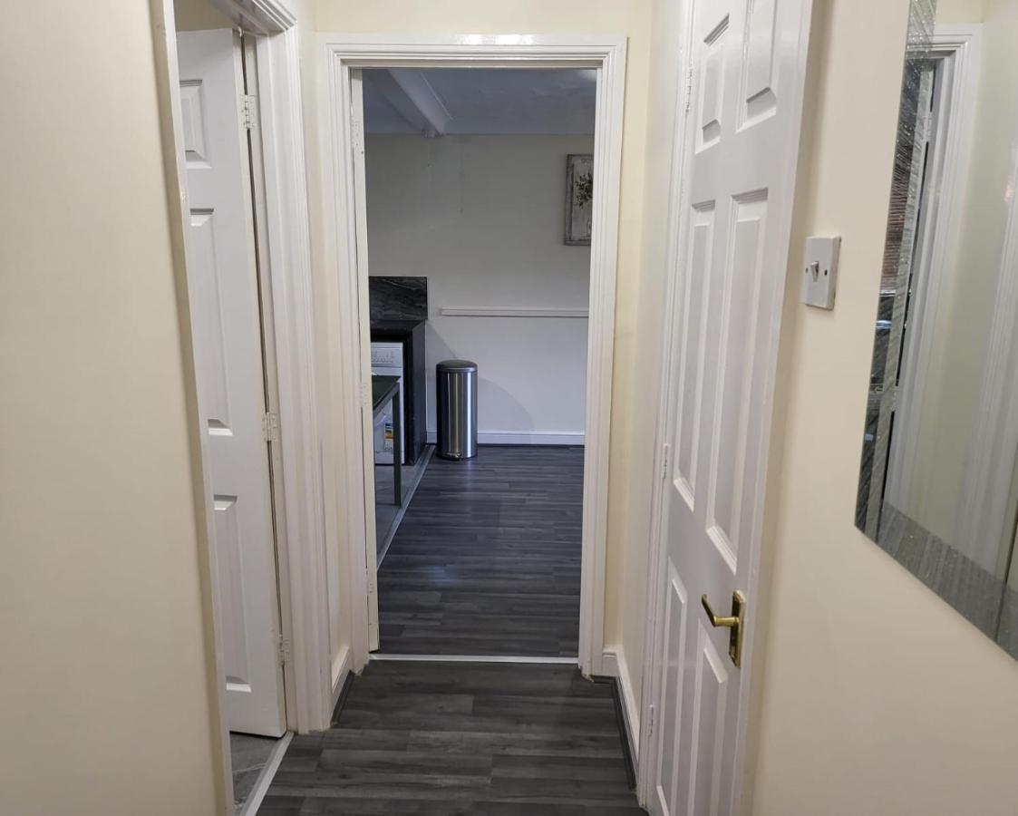 The Regency Entire 1 Bedroom Flat Accomodation Leicester Eksteriør billede