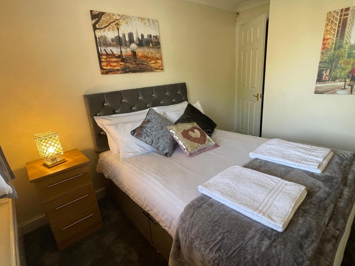 The Regency Entire 1 Bedroom Flat Accomodation Leicester Eksteriør billede