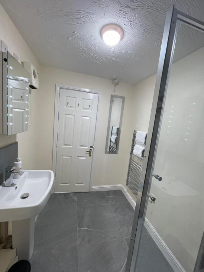 The Regency Entire 1 Bedroom Flat Accomodation Leicester Eksteriør billede