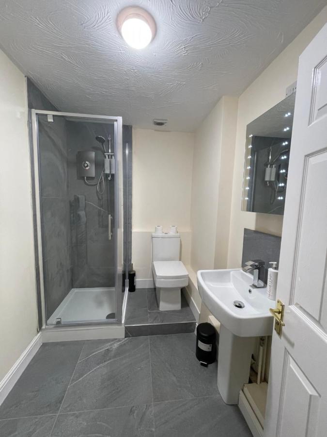 The Regency Entire 1 Bedroom Flat Accomodation Leicester Eksteriør billede